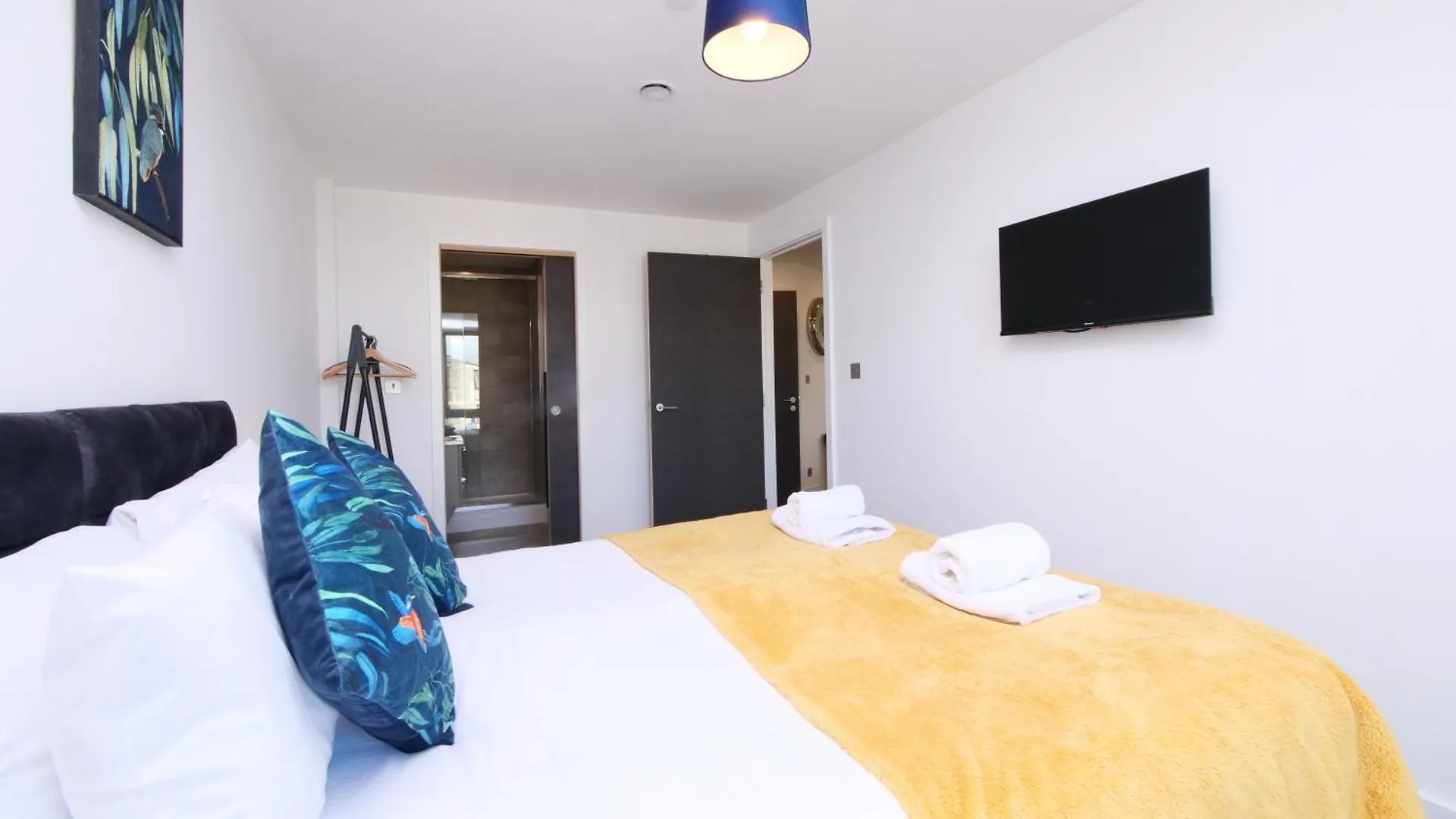Charms At Citygate With Free Use Of Onsite Gym York Apartament
