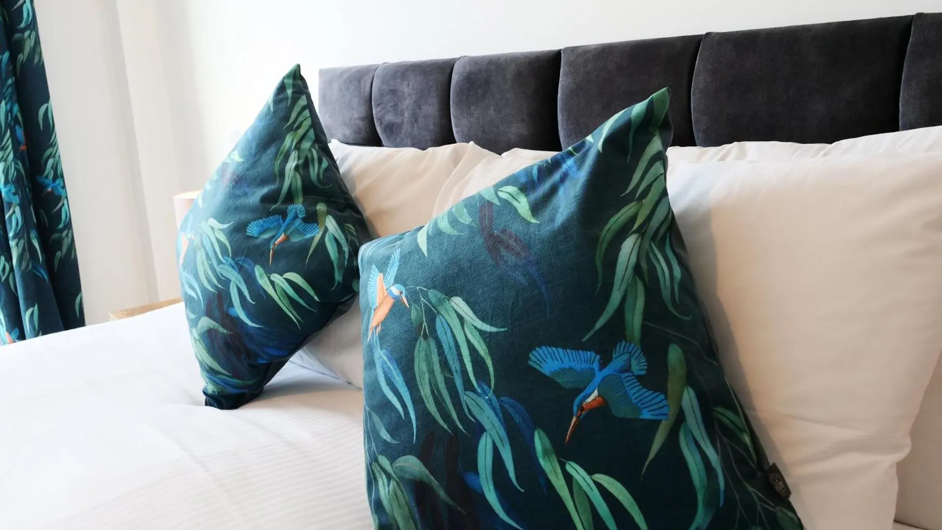 Apartment Charms At Citygate With Free Use Of Onsite Gym York